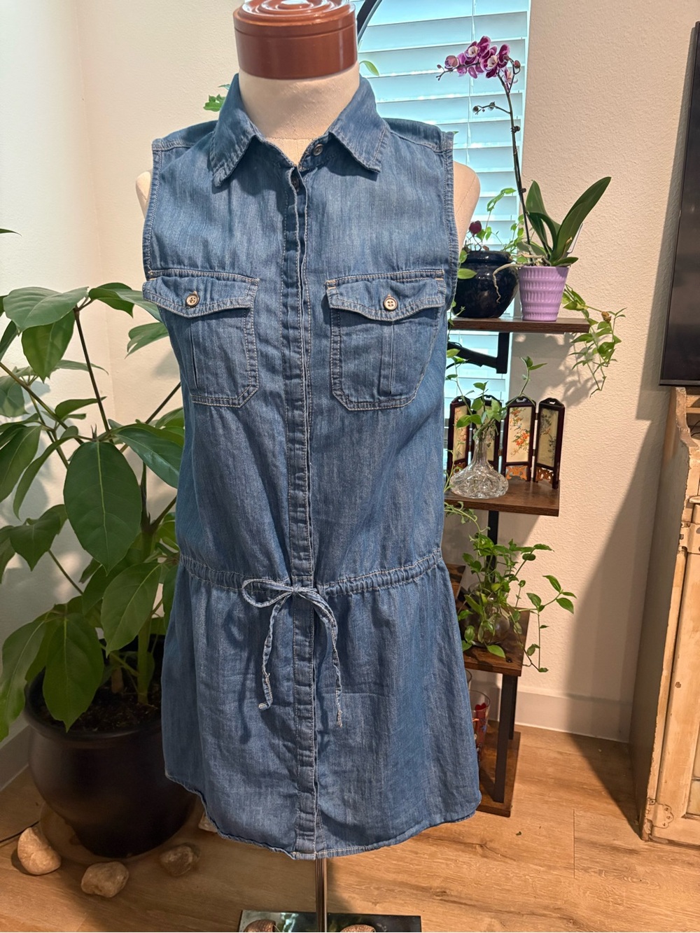 Sanctuary Sleeveless Chambray Tie-Waist Mini Dress 100% Cotton EUC XS